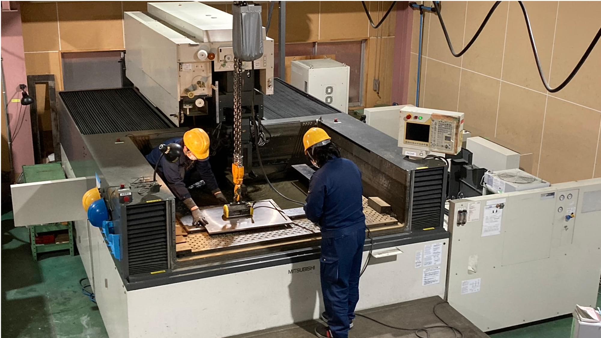 微細加工から大物加工まで